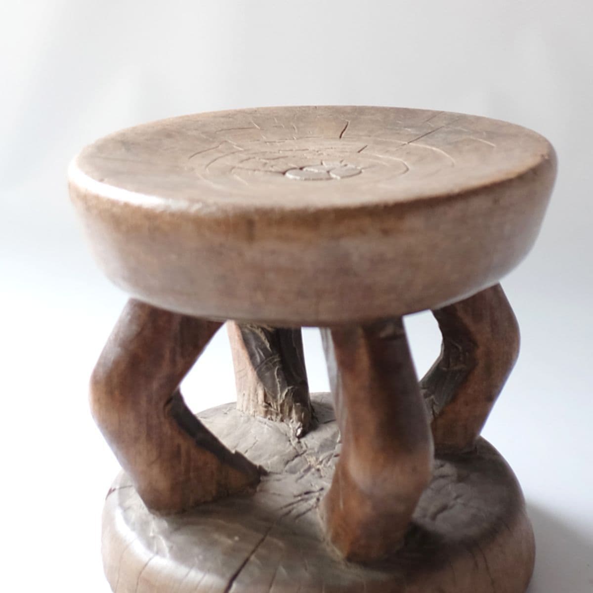 アフリカ　スツール