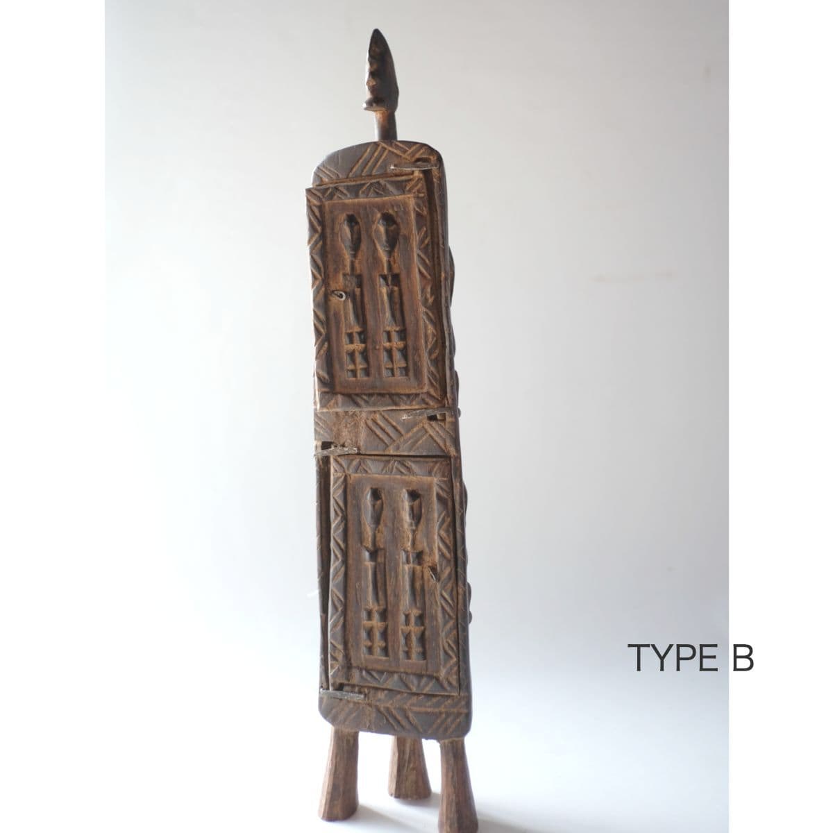 ドゴン族　木彫人形