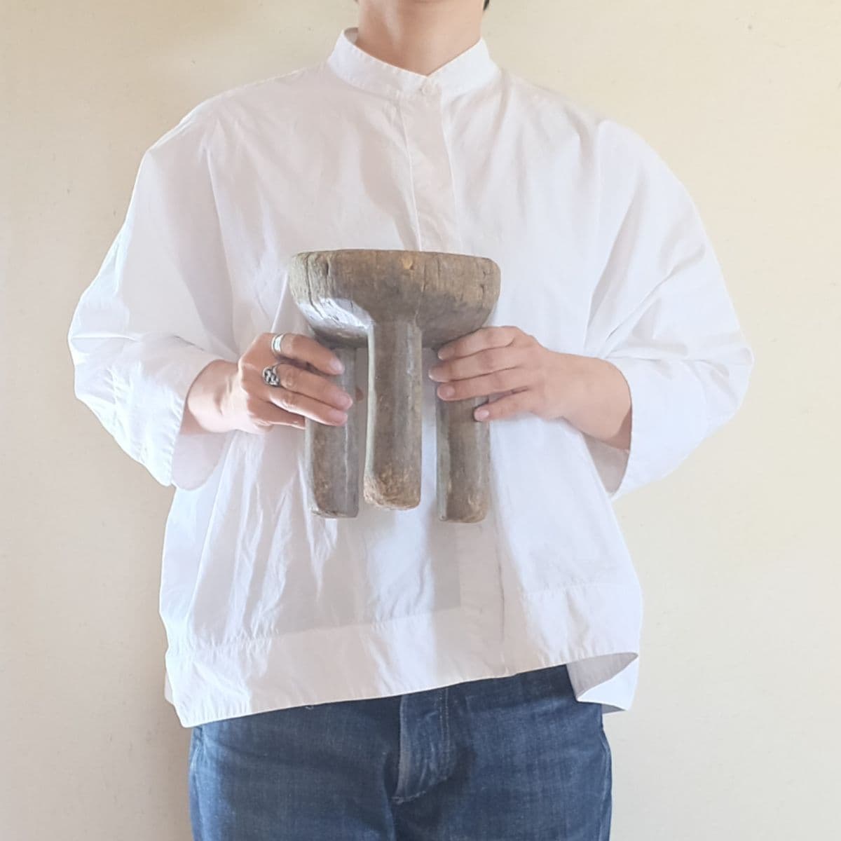 セヌフォスツール