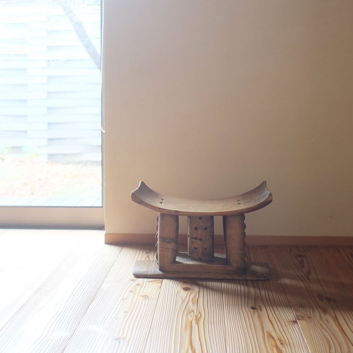 Ashanti stool